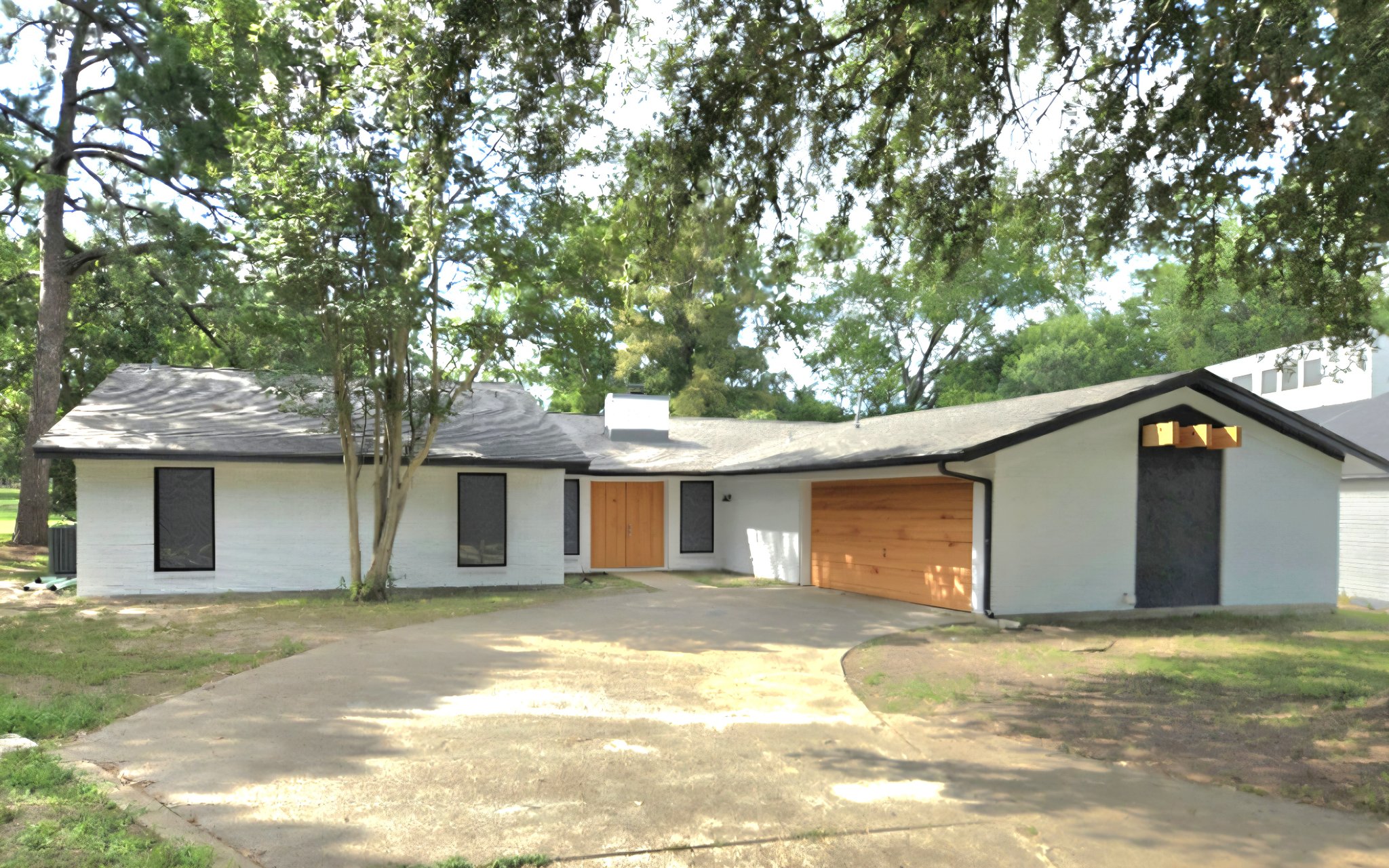 Bryan House: 2702 Apple Creek