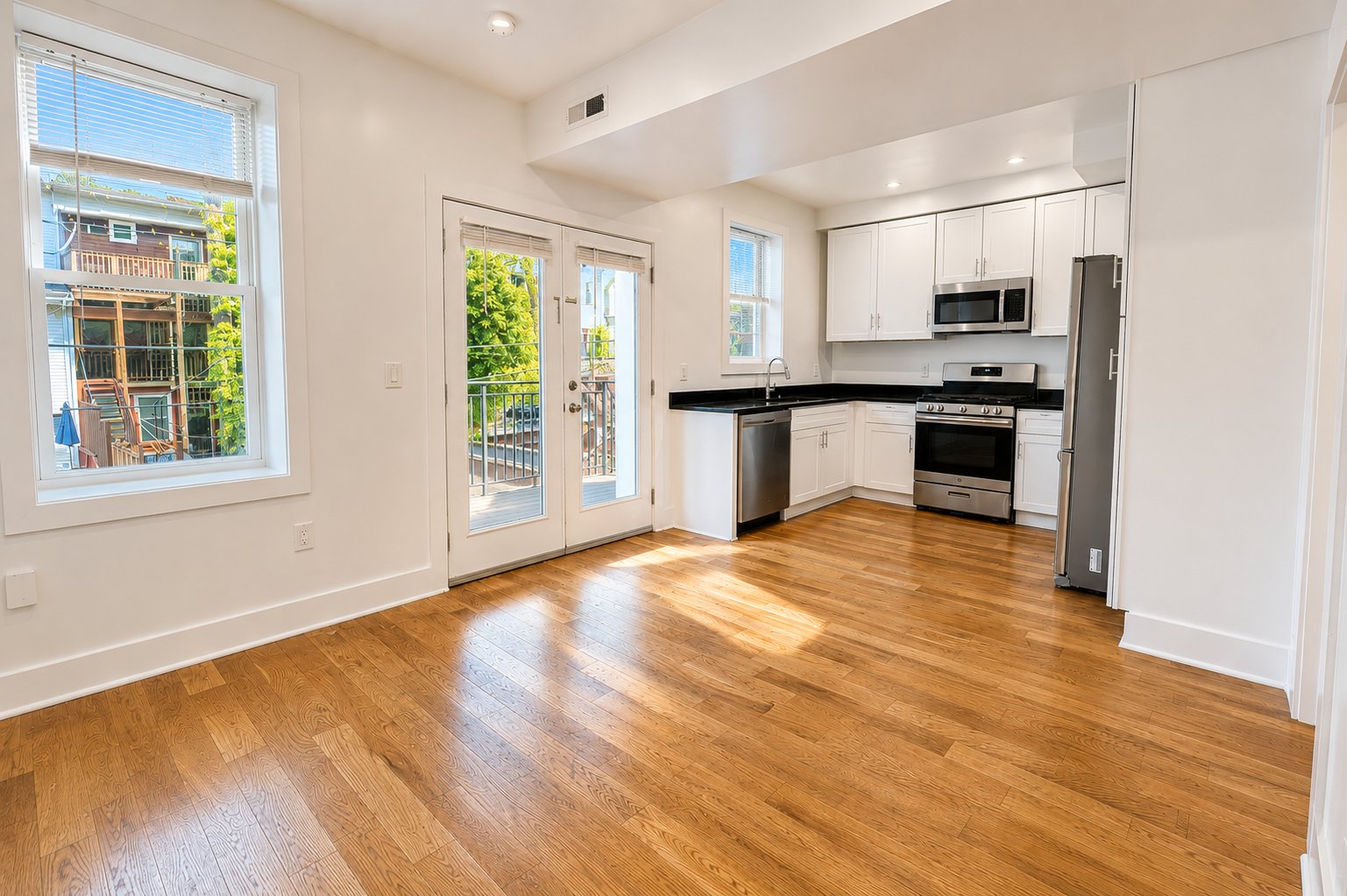Washington House: 727 Quebec Pl