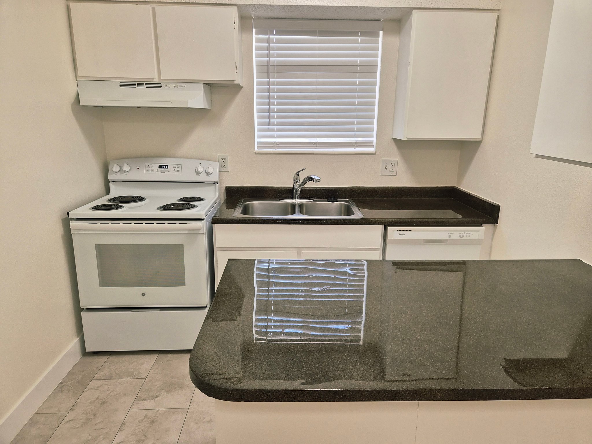 Salt Lake City Apartment: 2736 S Adams St