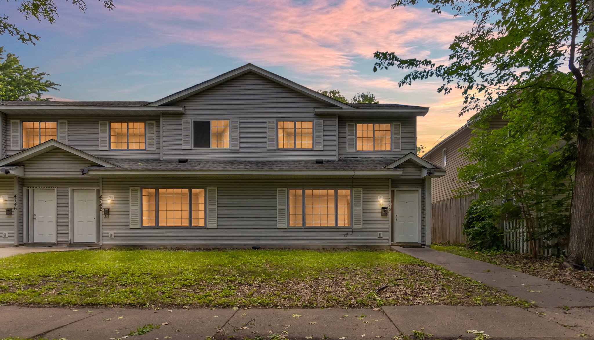 Minneapolis Townhome: 4740 6th St N
