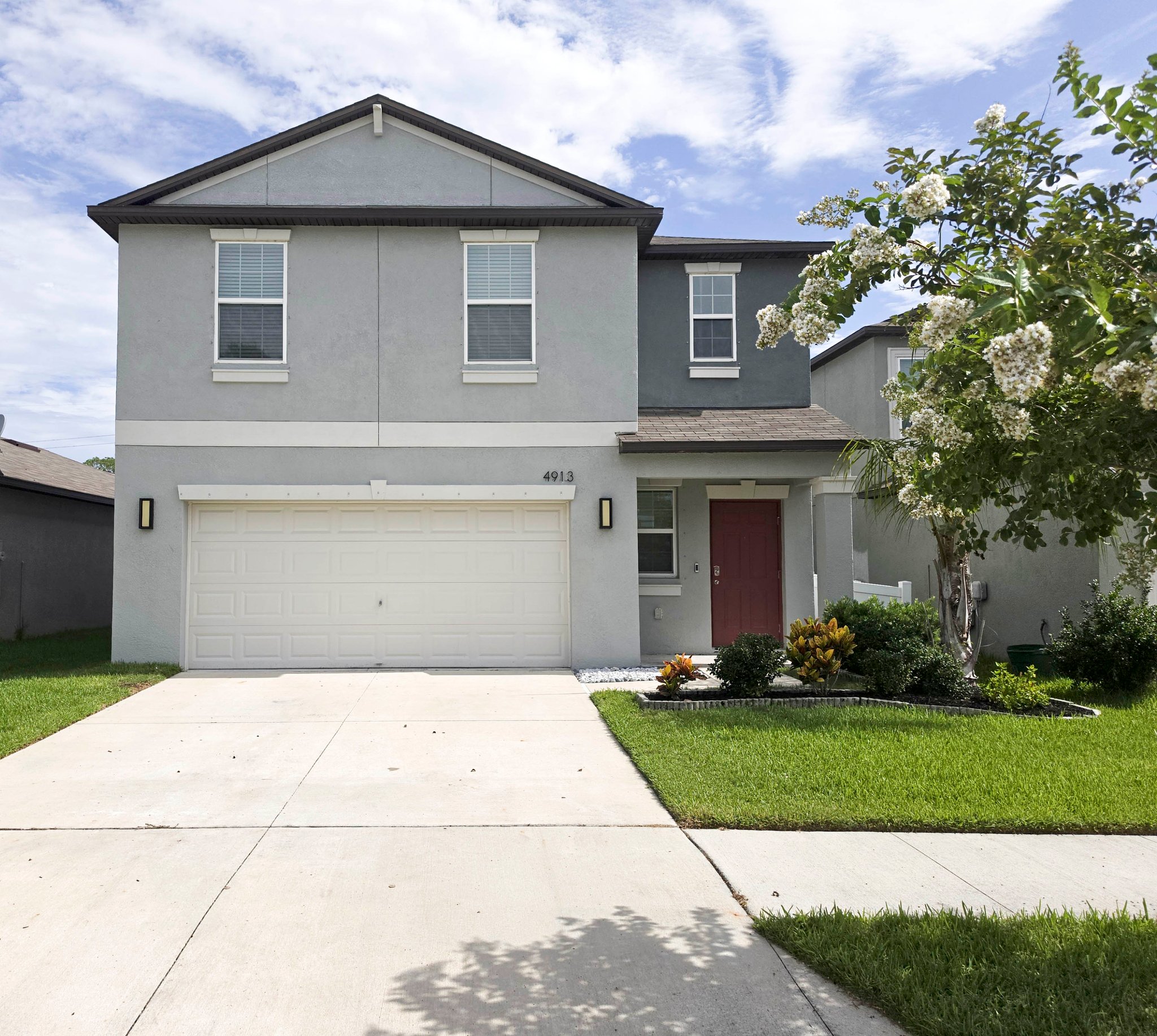 Tampa House: 4913 Wild Senna Blvd
