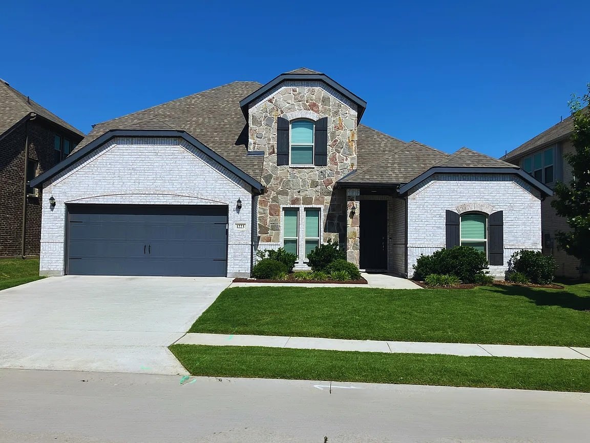 Justin House: 1223 Sagewood Dr