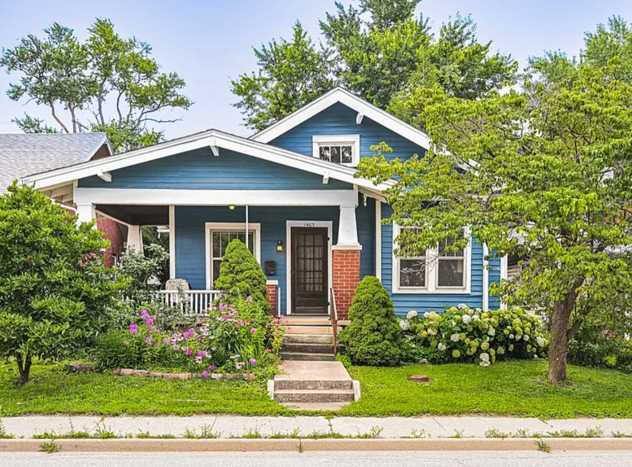 Bloomington House: 1403 S Walnut St