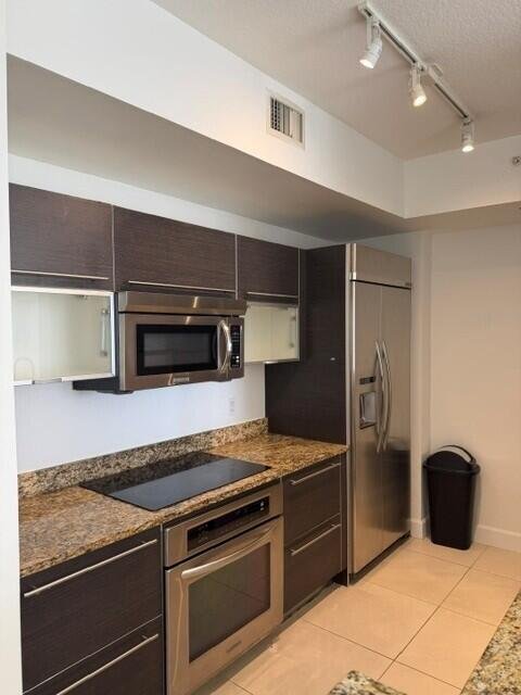 West Palm Beach Condo: 550 Okeechobee Boulevard 60