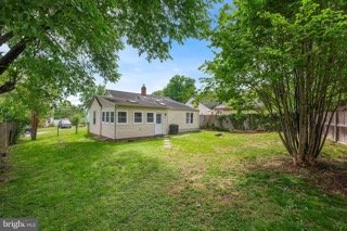 Silver Spring House: 2807 Sheraton St