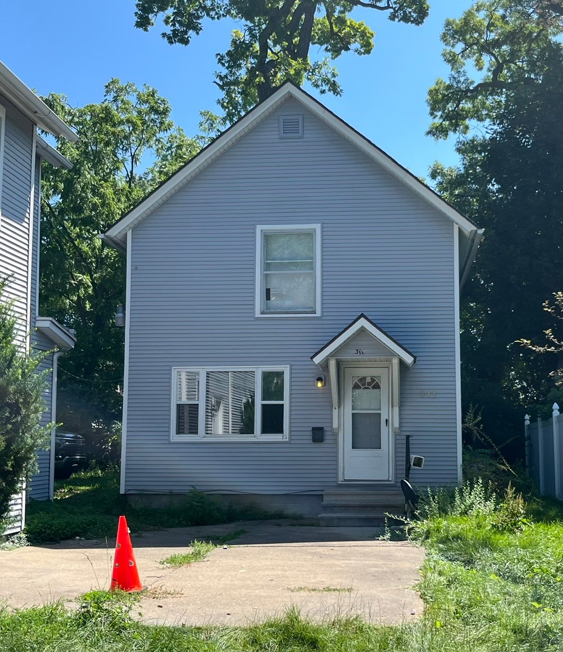 Jackson House: 311 3rd Street