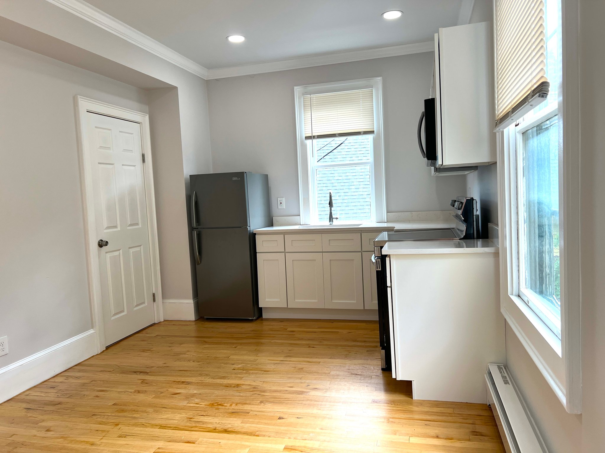 Providence Apartment: 372 Broadway