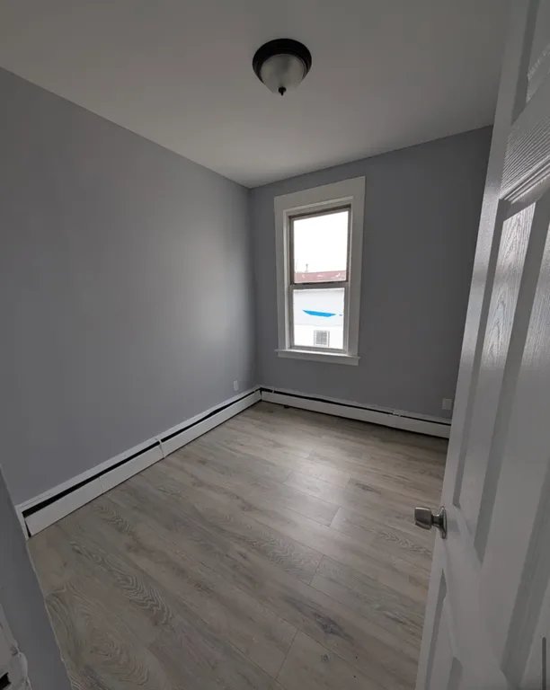 Perth Amboy Apartment: 320 Watson Ave