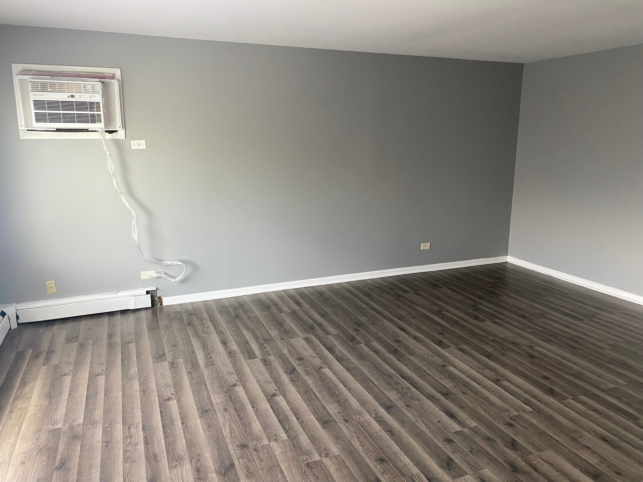 Calumet City Apartment: 74 S. Yates Ave