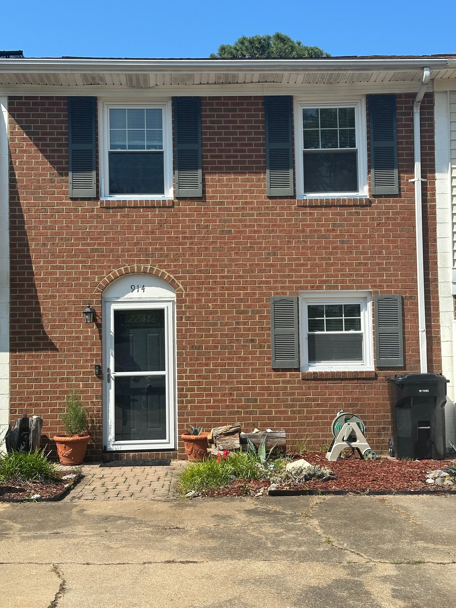Virginia Beach Townhome: 914 C Ave