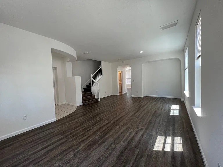 Sacramento House: 120 Stone Valley Cir
