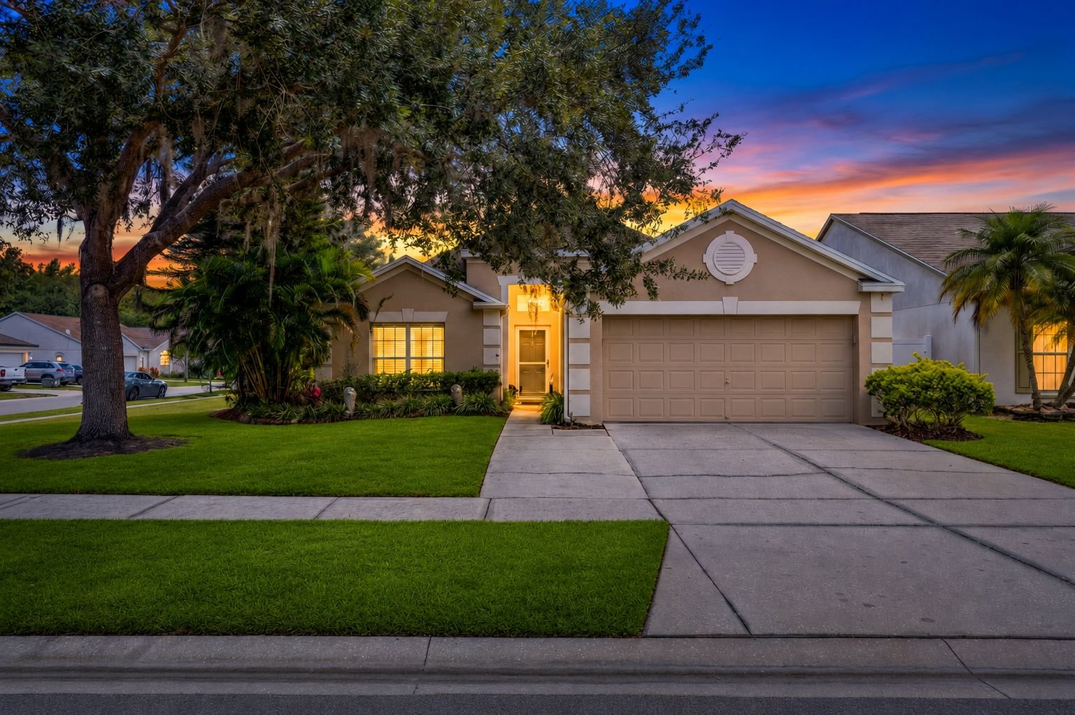 Lutz House: 18102 Leafwood Circle