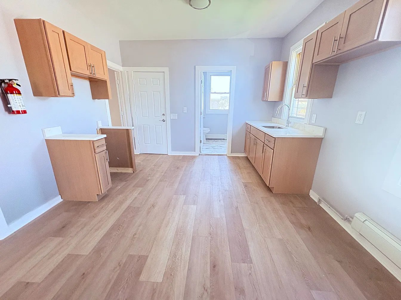 Paterson Apartment: 124 Highland St