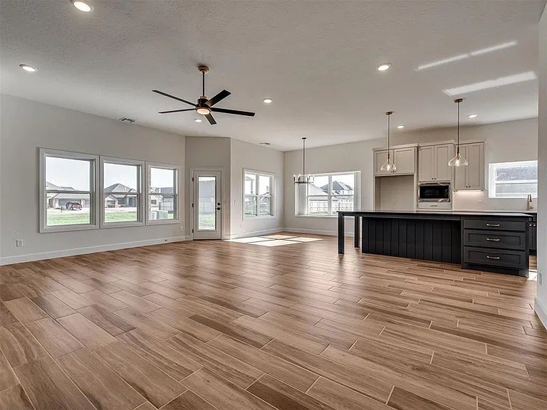 Oklahoma City House: 6613 nw 144th st