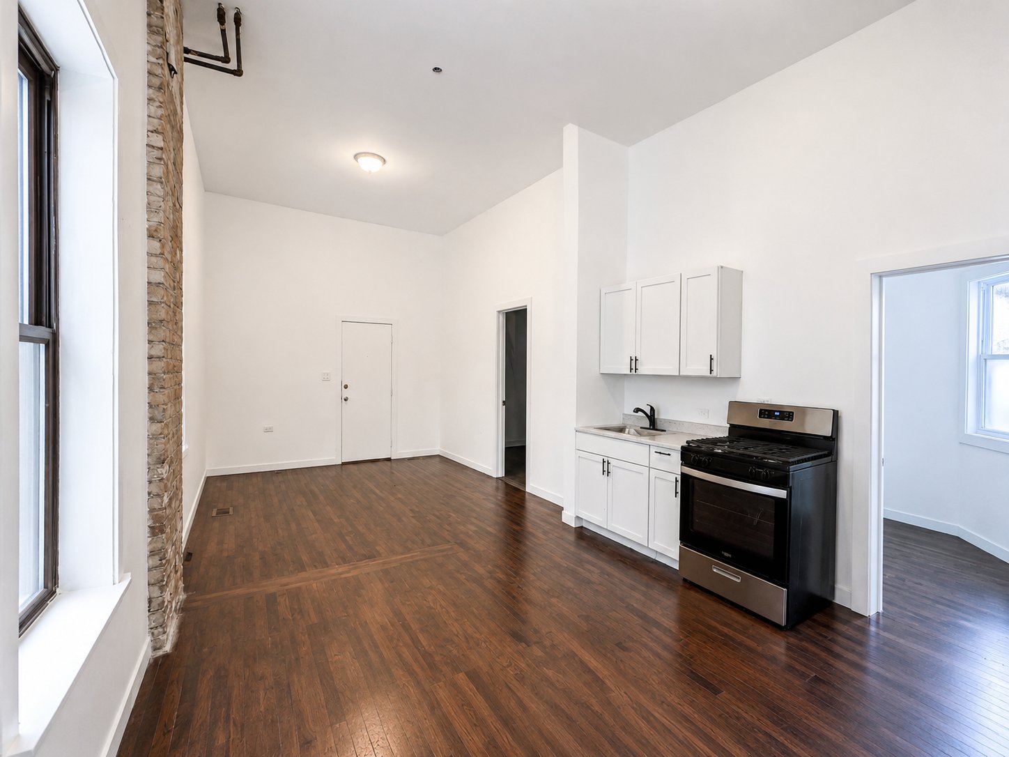 Chicago Other: 8714 S. Commercial Ave