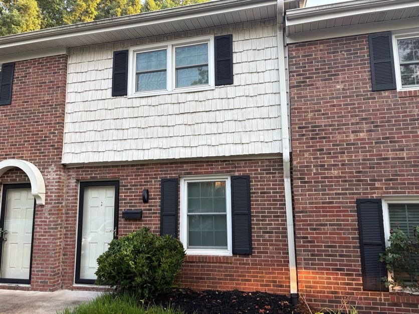 High Point Condo: 203 NorthPoint Ave