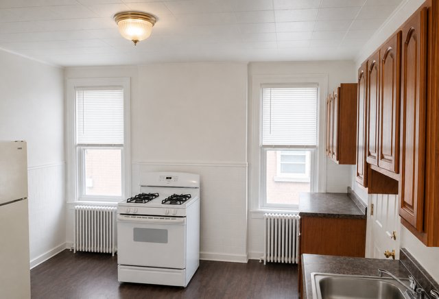 Hartford Apartment: 120 Babcock Street