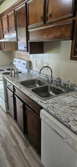 Ridgeland Townhome: 1843 North Allerton