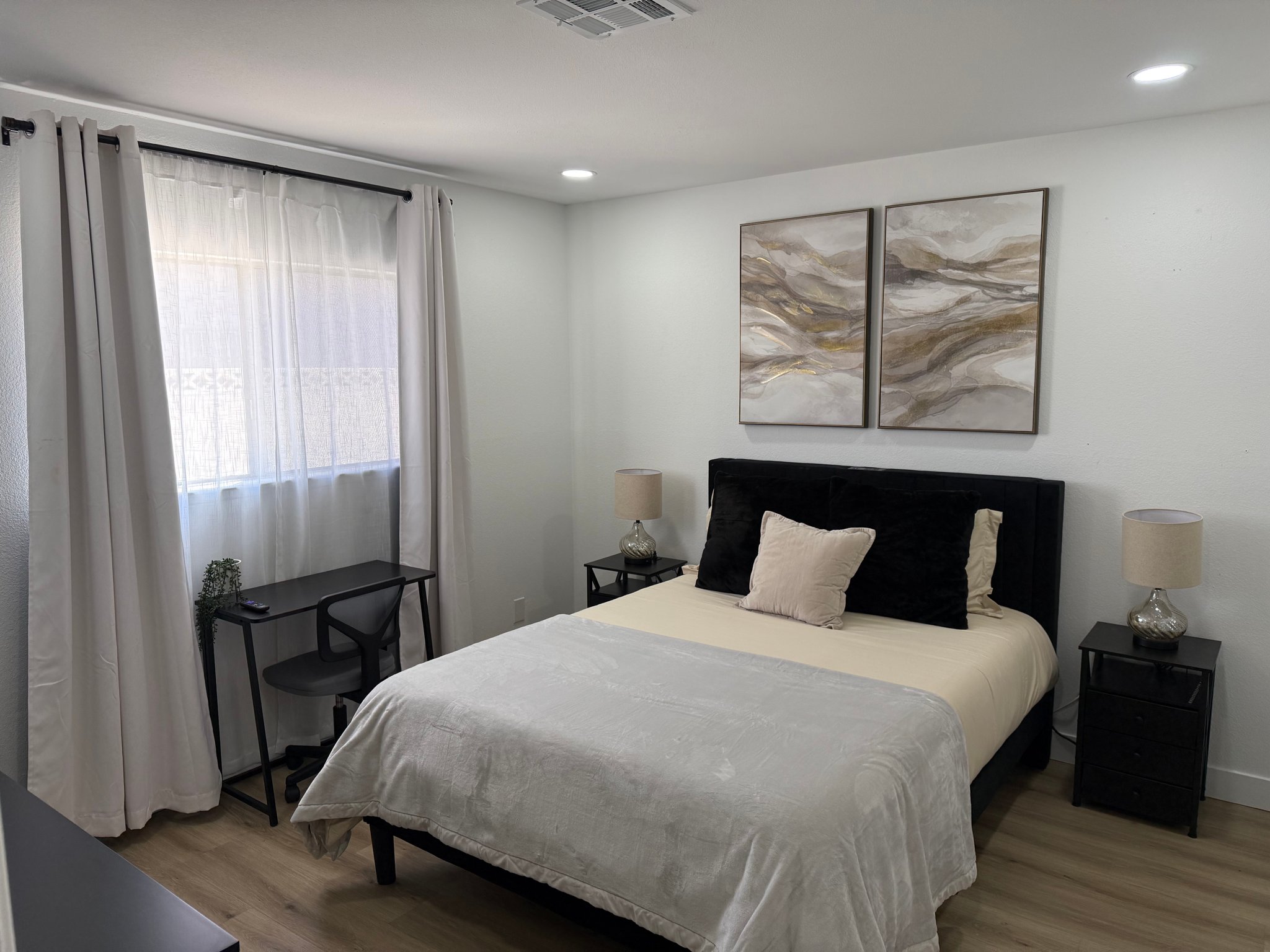 Las Vegas Single Room: 1705 Battle Creek Circle