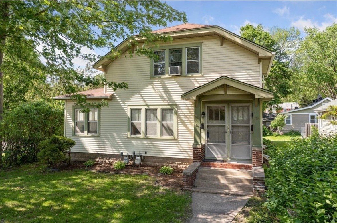 Saint Paul Multiplex: 701 Sherwood Ave