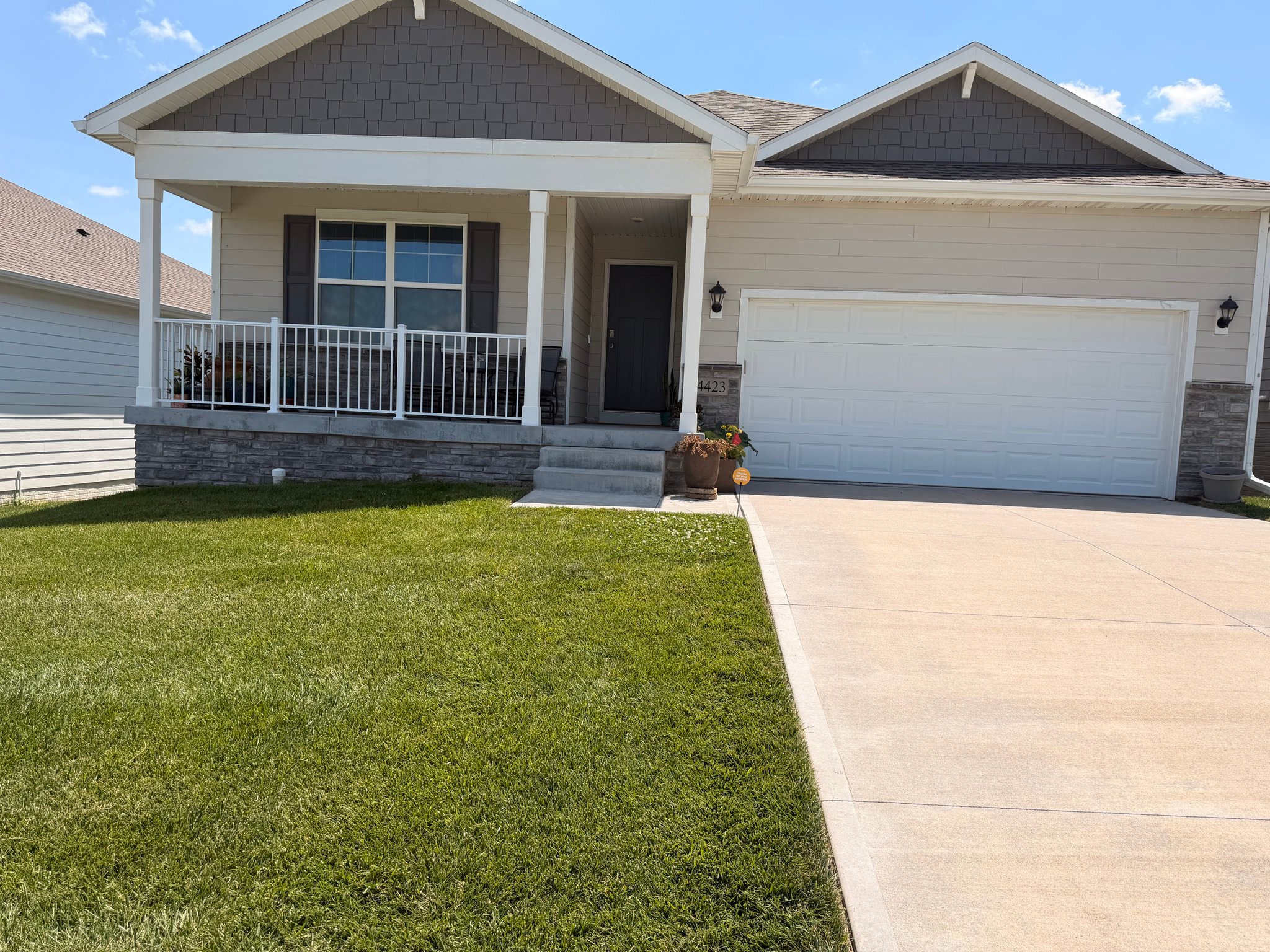 Bellevue House: 4423 Schilling Dr