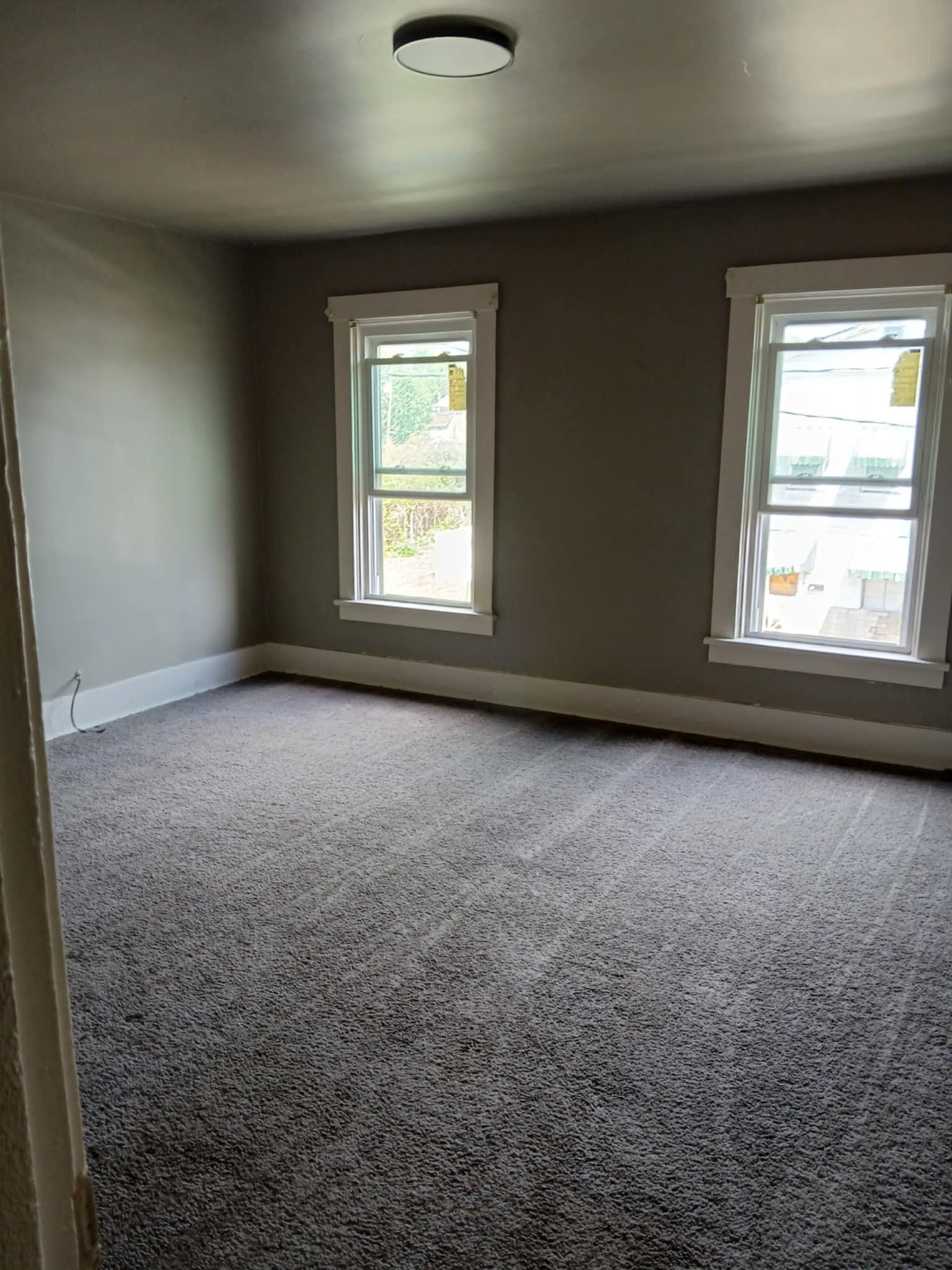 Arnold Townhome: 1625 3rd Ave