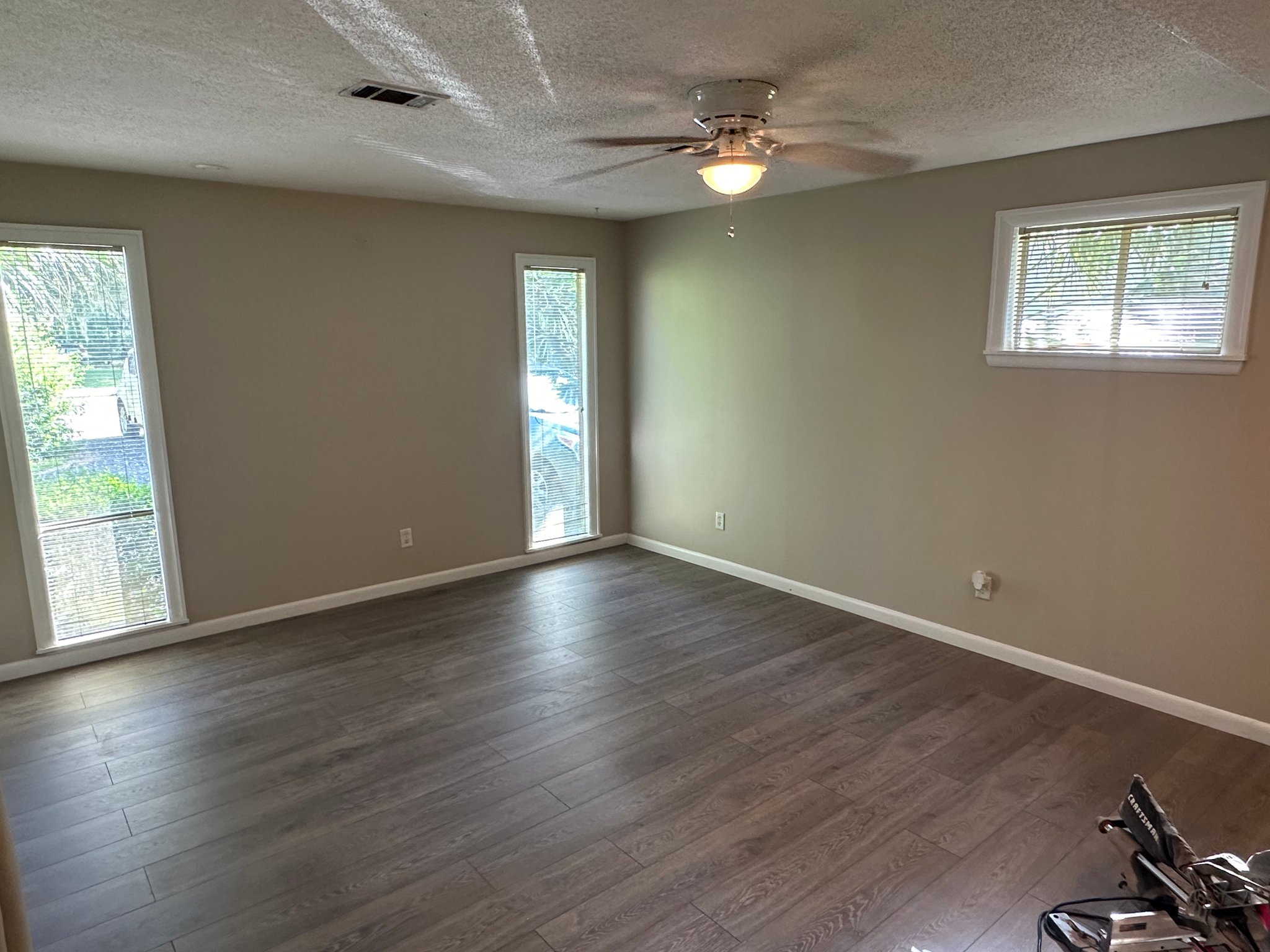 Hinesville Apartment: 104 E Hendry St