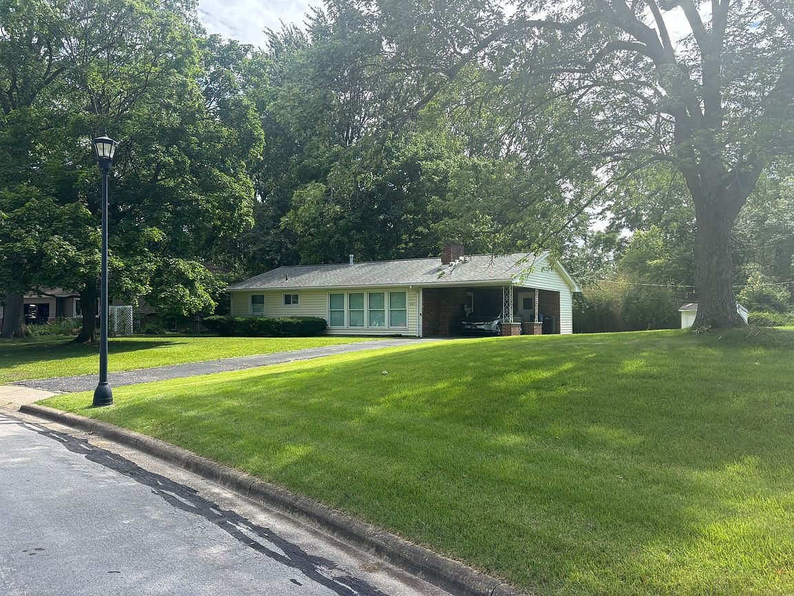Westerville House: 345 Circle Ct