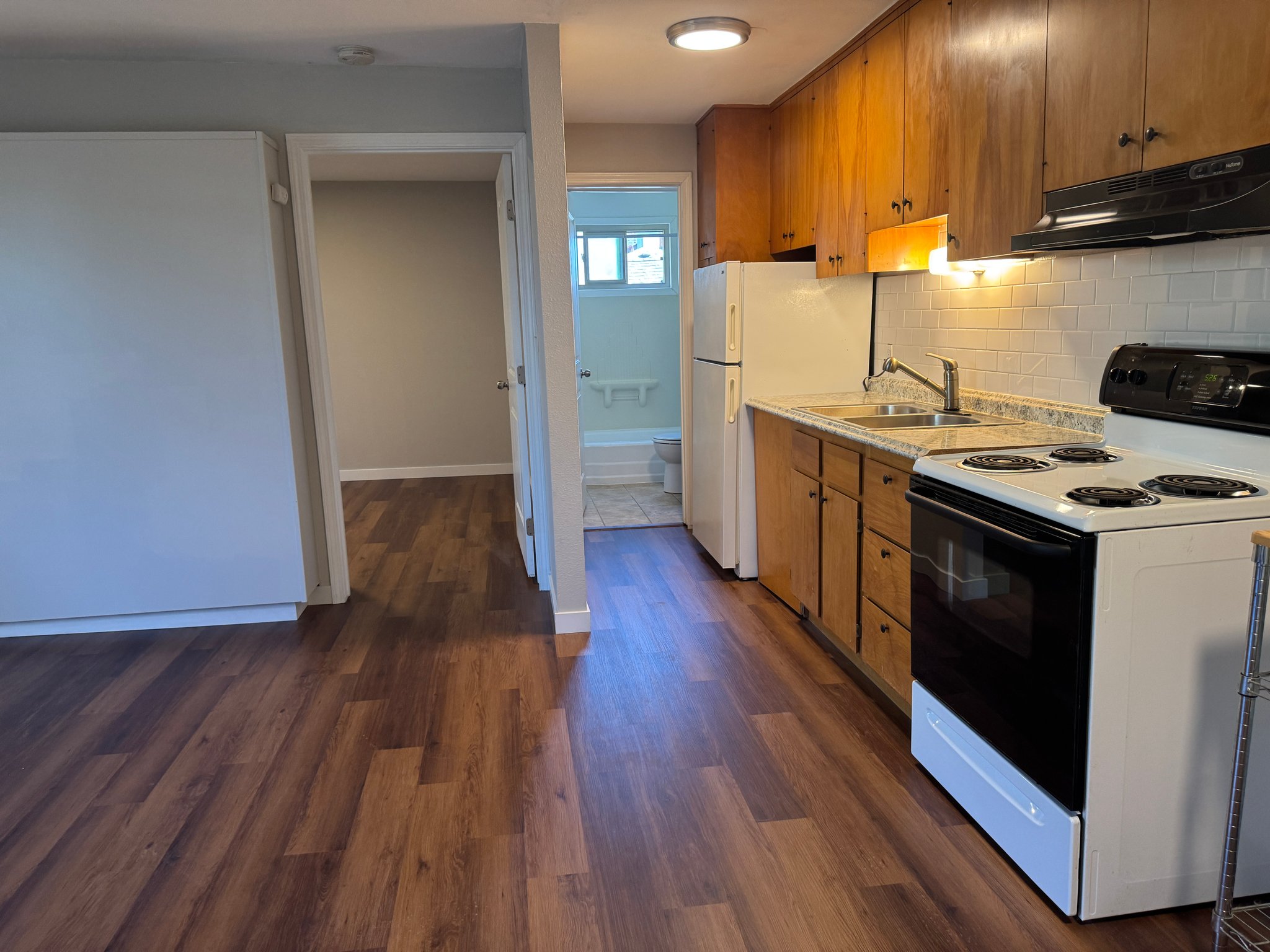 Seattle Apartment: 3655 13th Ave W