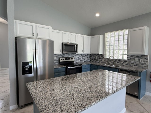 Lake Worth House: 9084 Silver Glen Way