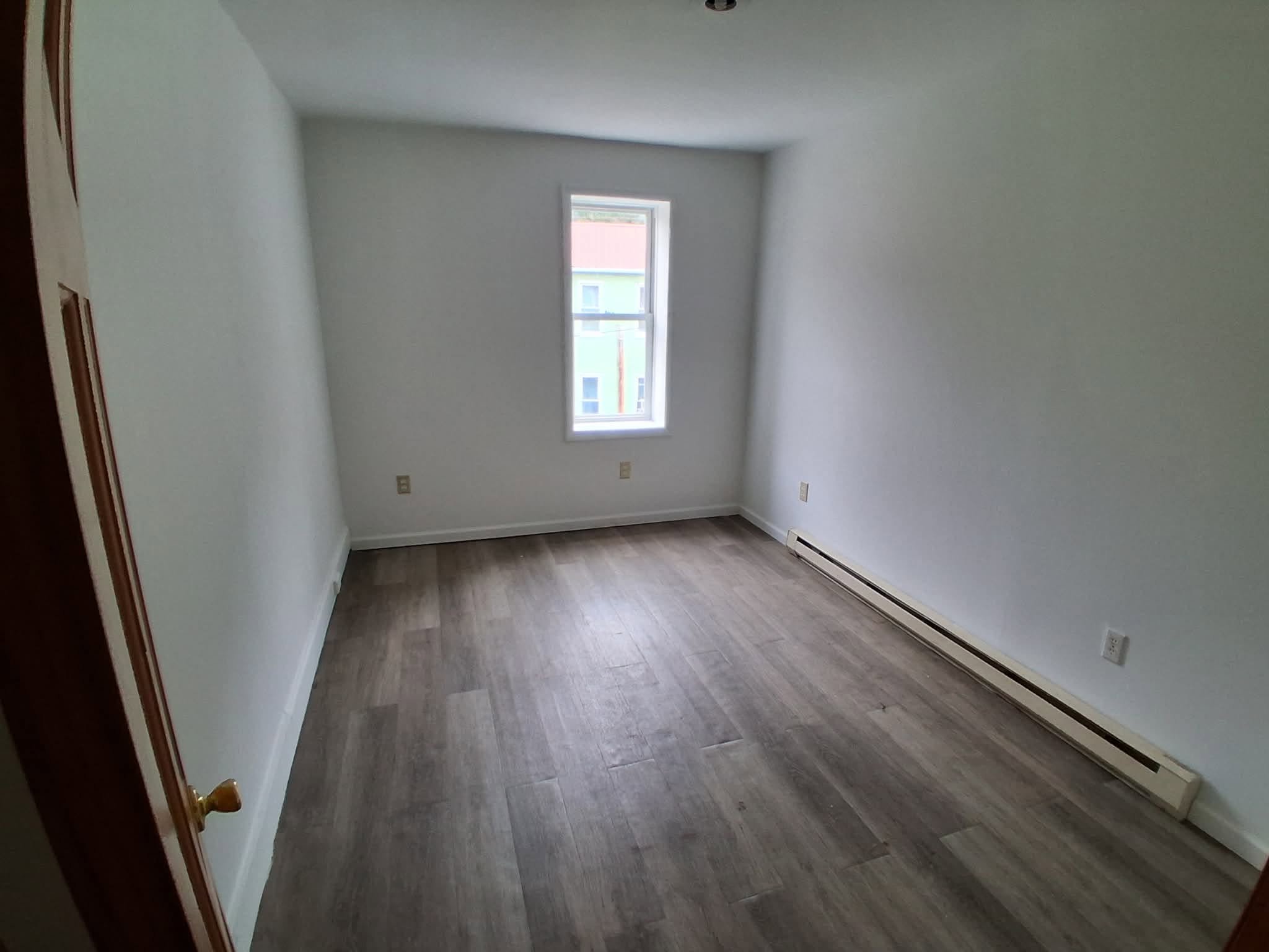 Cumberland Apartment: 302 Columbia St