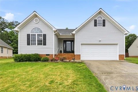 north chesterfield House: 5725 jessup station ct