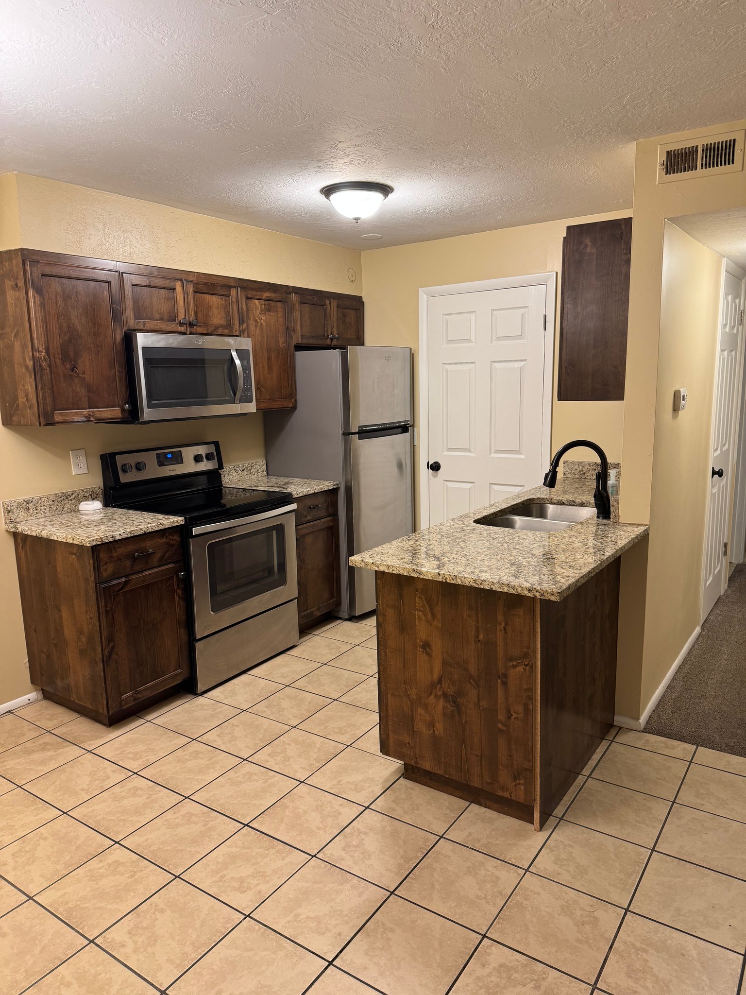 Midvale Condo: 1190 E Waterside Cv