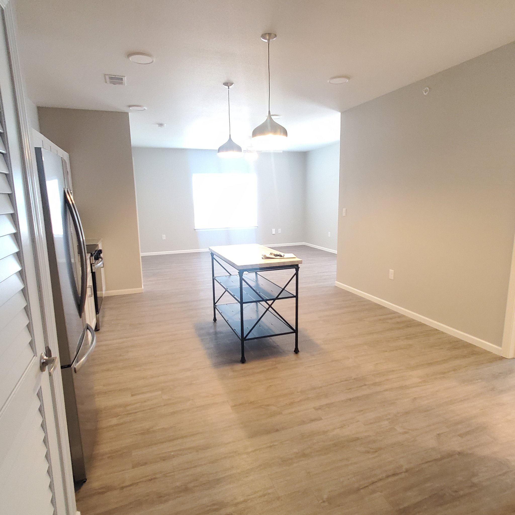 springfield Single Room: 2025 W GRAND