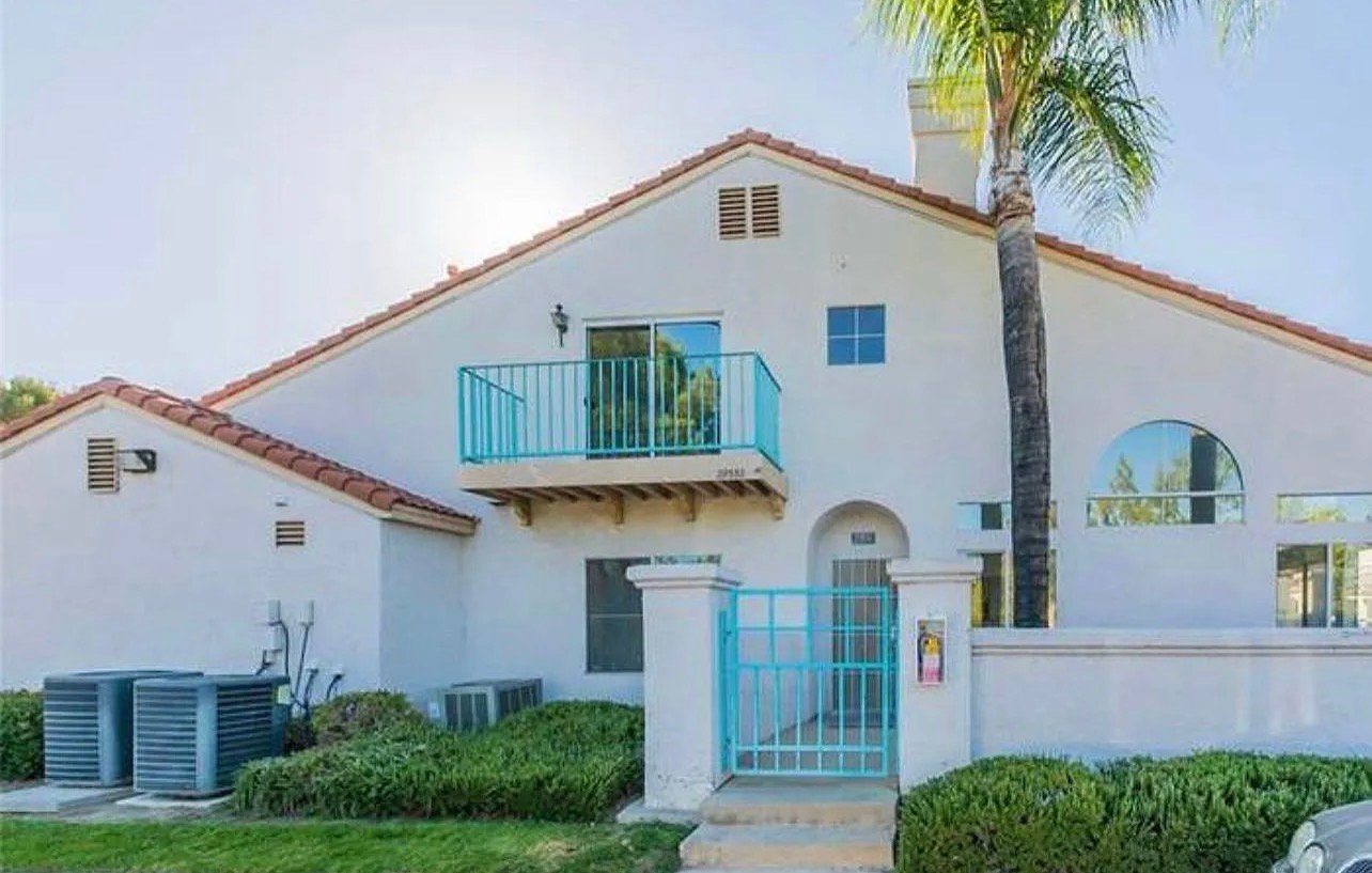 Temecula Townhome: 29552 Courtney Pl
