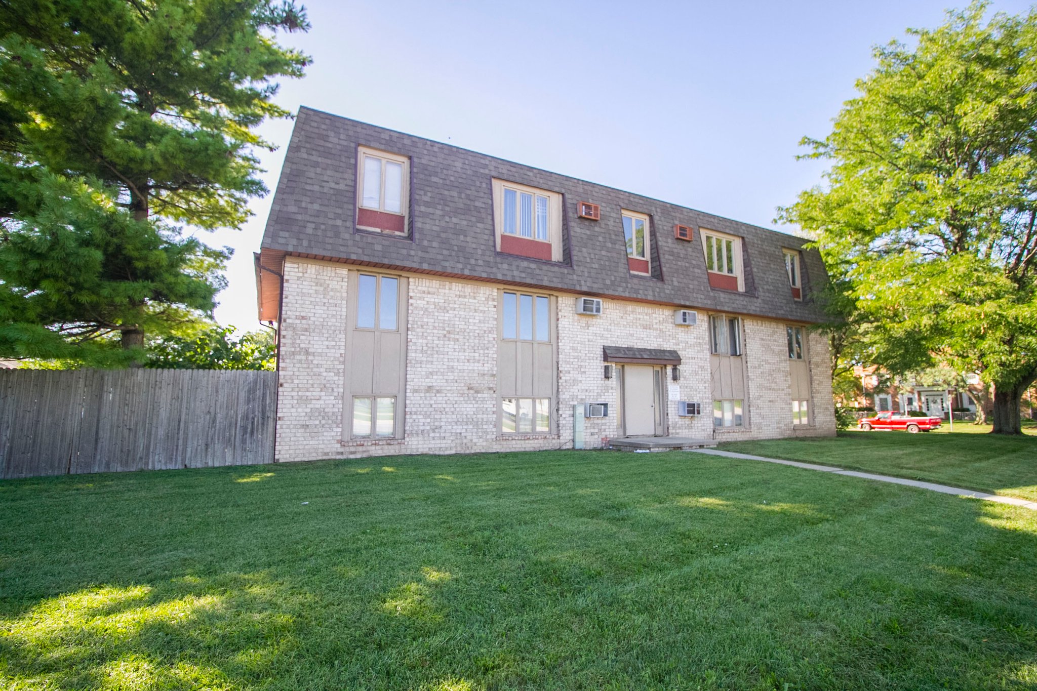 Toledo Apartment: 5359 Cresthaven Ln Apt #6B