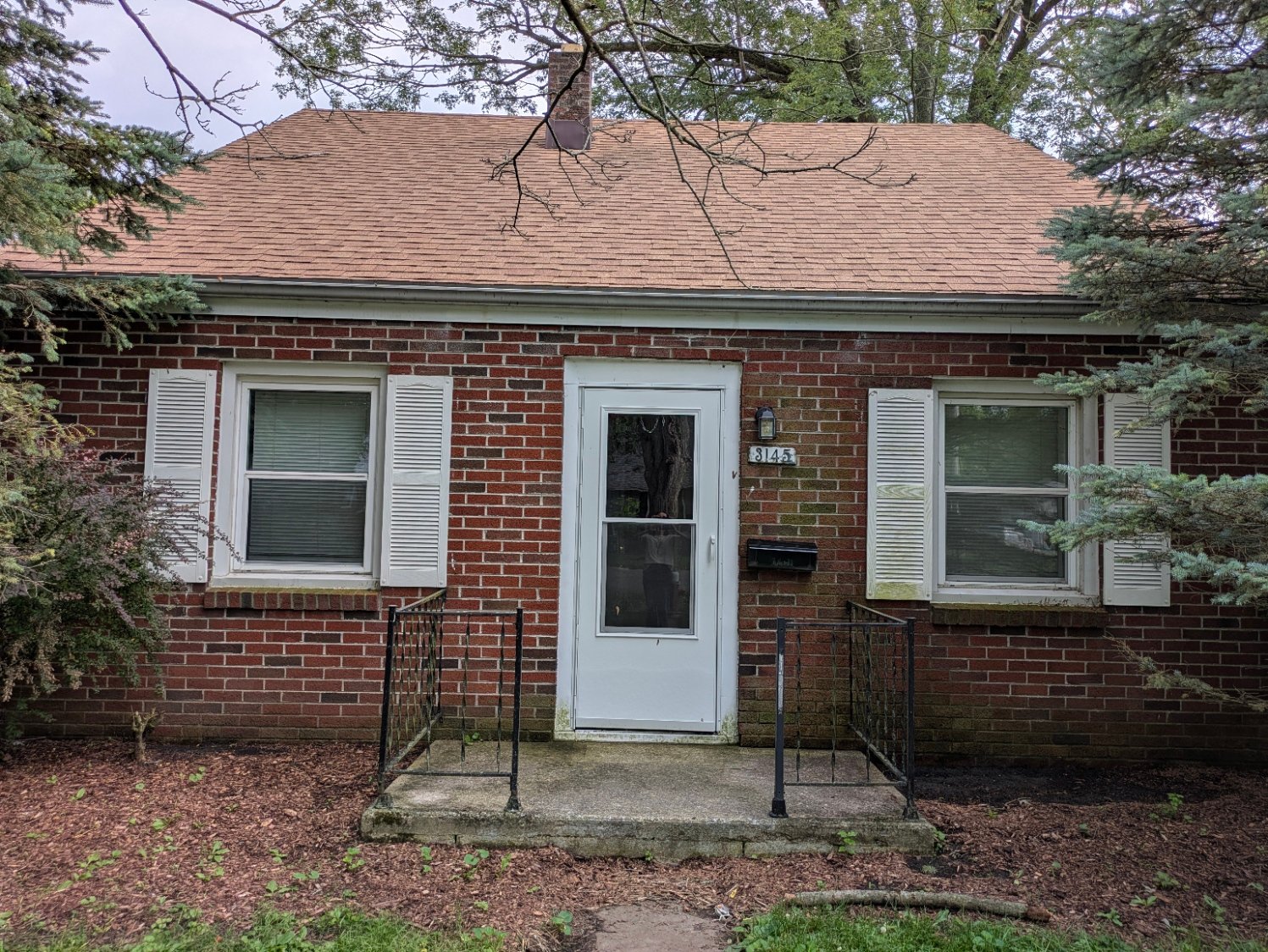 Toledo House: 3145 Brock Dr