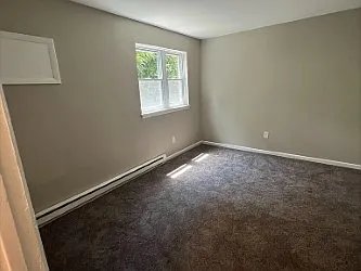 Penns Grove Apartment: 99 Regional Dr