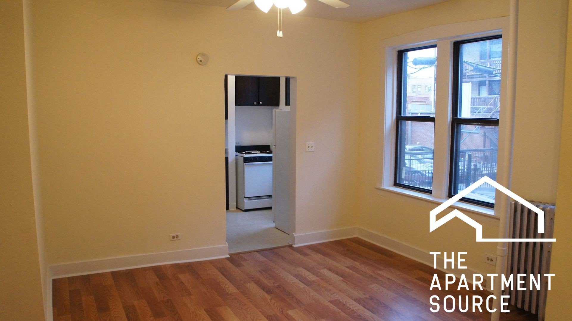 Chicago Apartment: 1542 North Kedzie Ave
