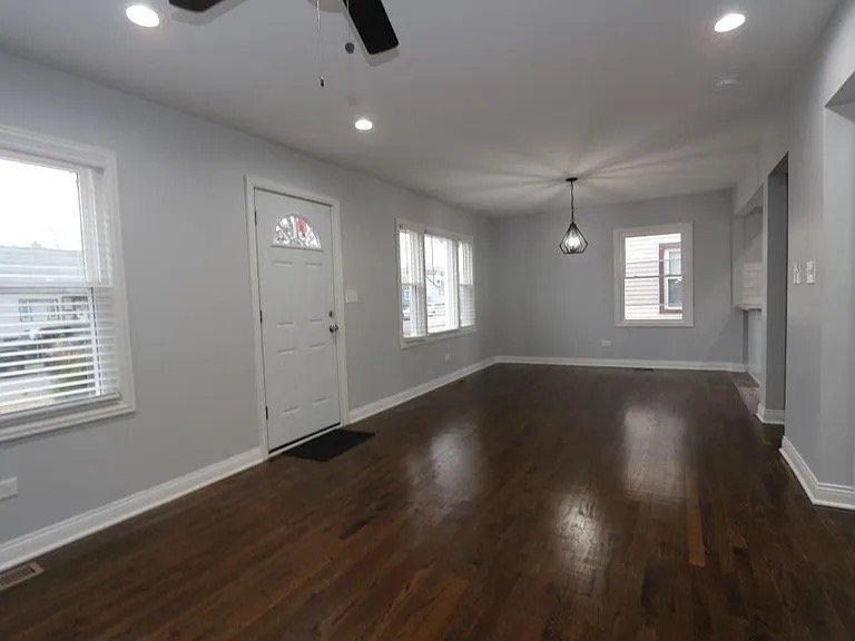 Chicago Townhome: 3729 W 86th St