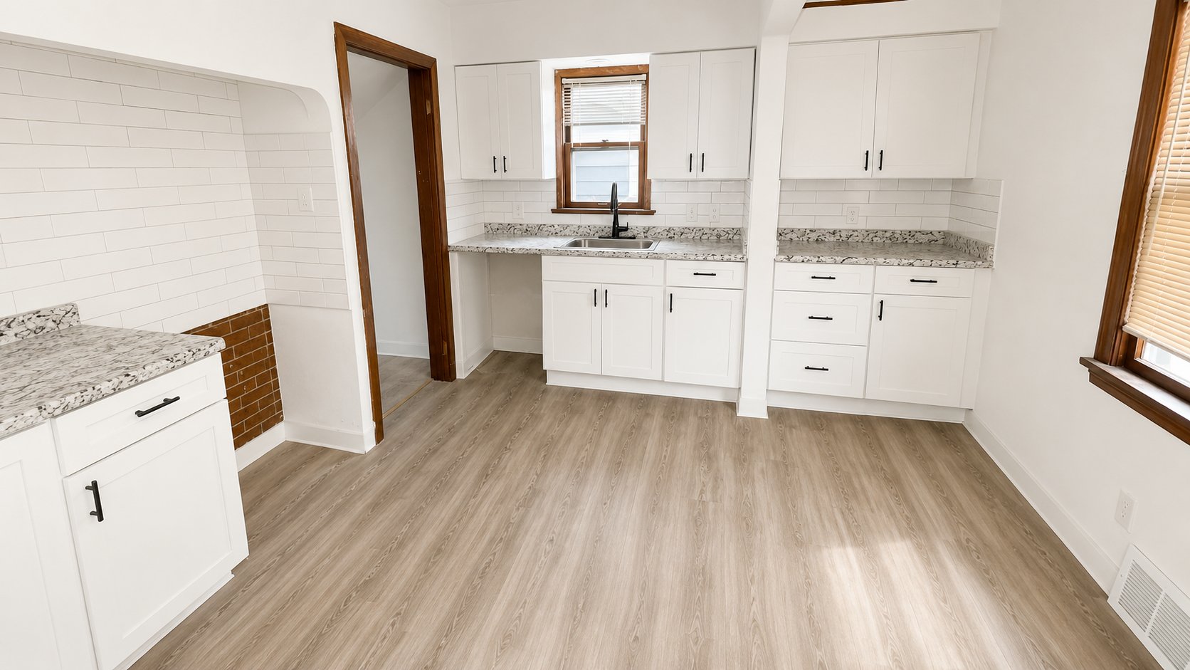 Brooklyn House: 6124 Traymore Ave
