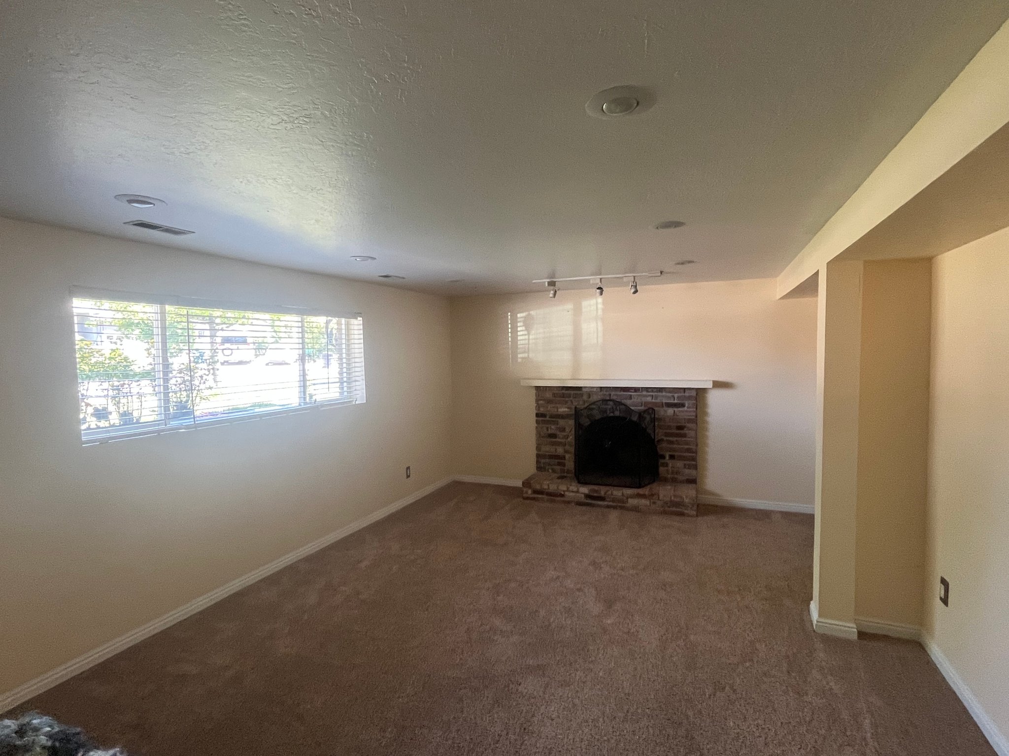 Salt Lake City House: 2648 E Manor Dr