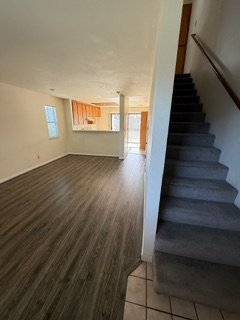 TURLOCK Apartment: 1808 Colorado ave