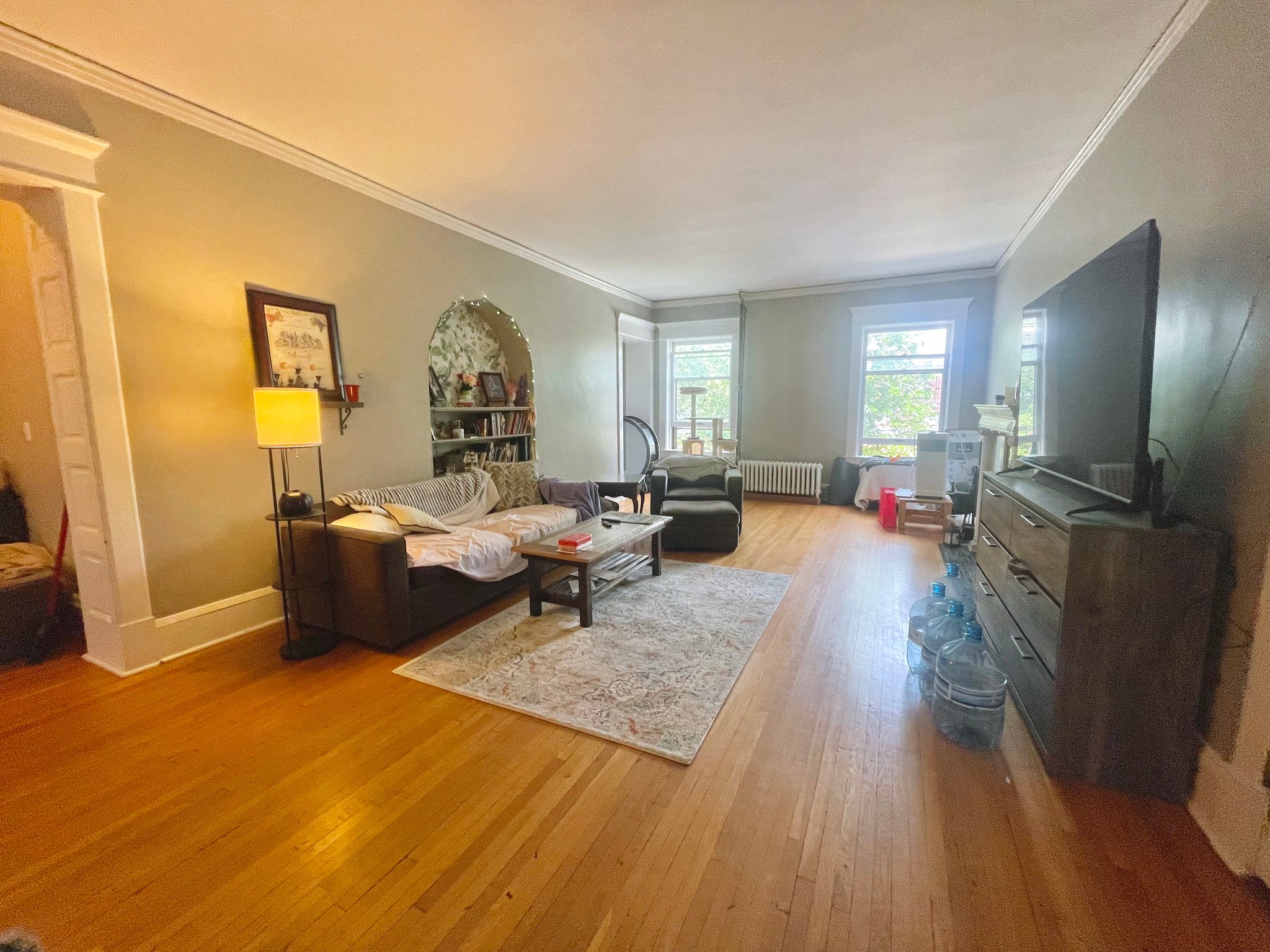 Saint Paul Condo: 614 Grand Ave