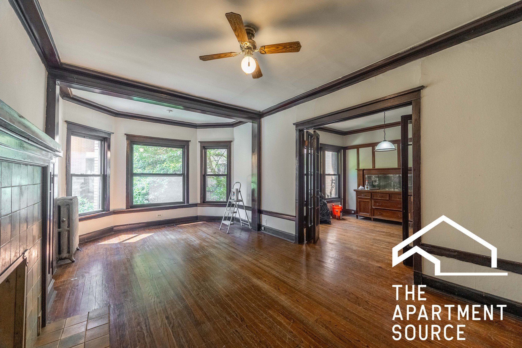 Chicago Apartment: 2426 N Sawyer Ave