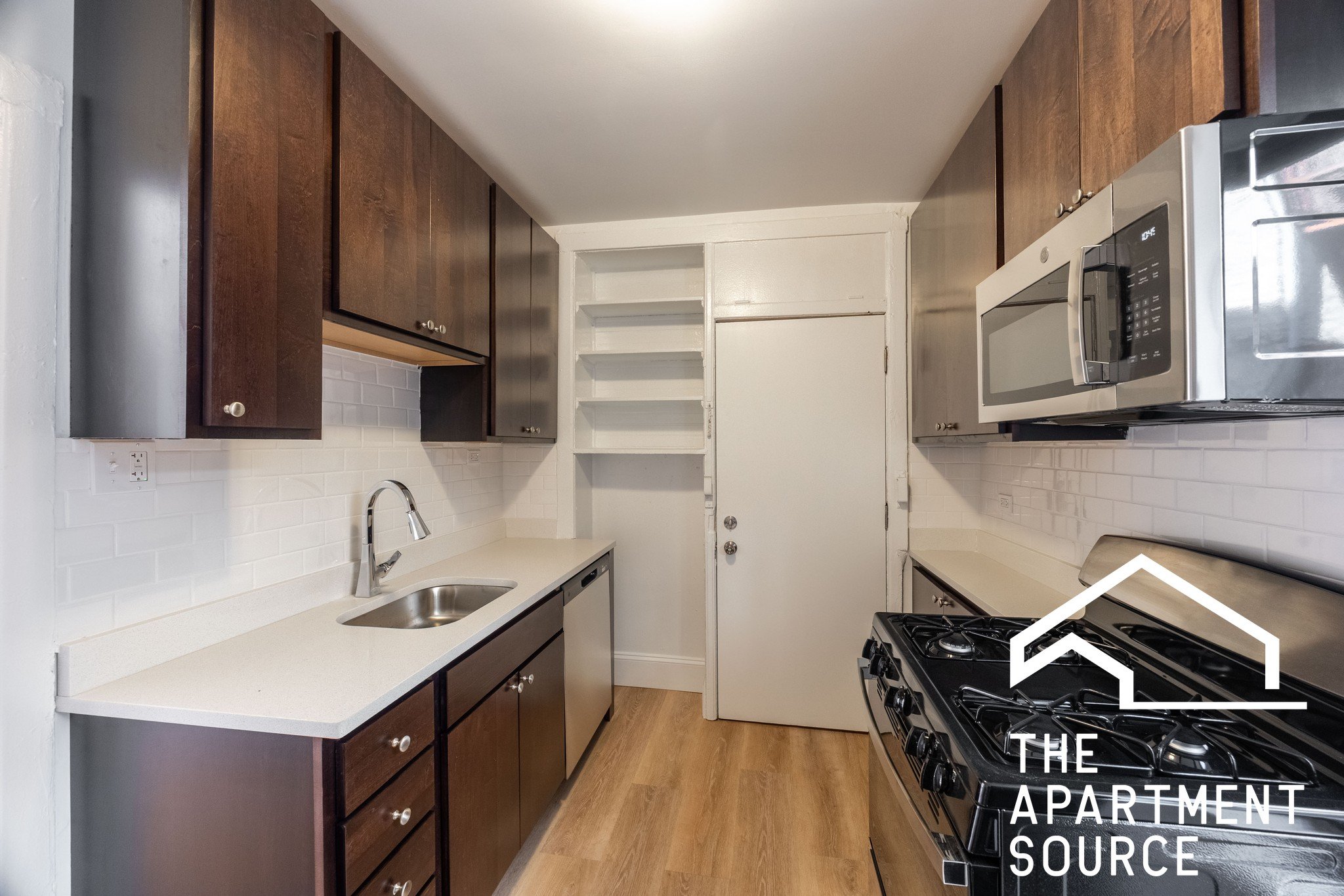 Chicago Apartment: 2706 North Spaulding Ave