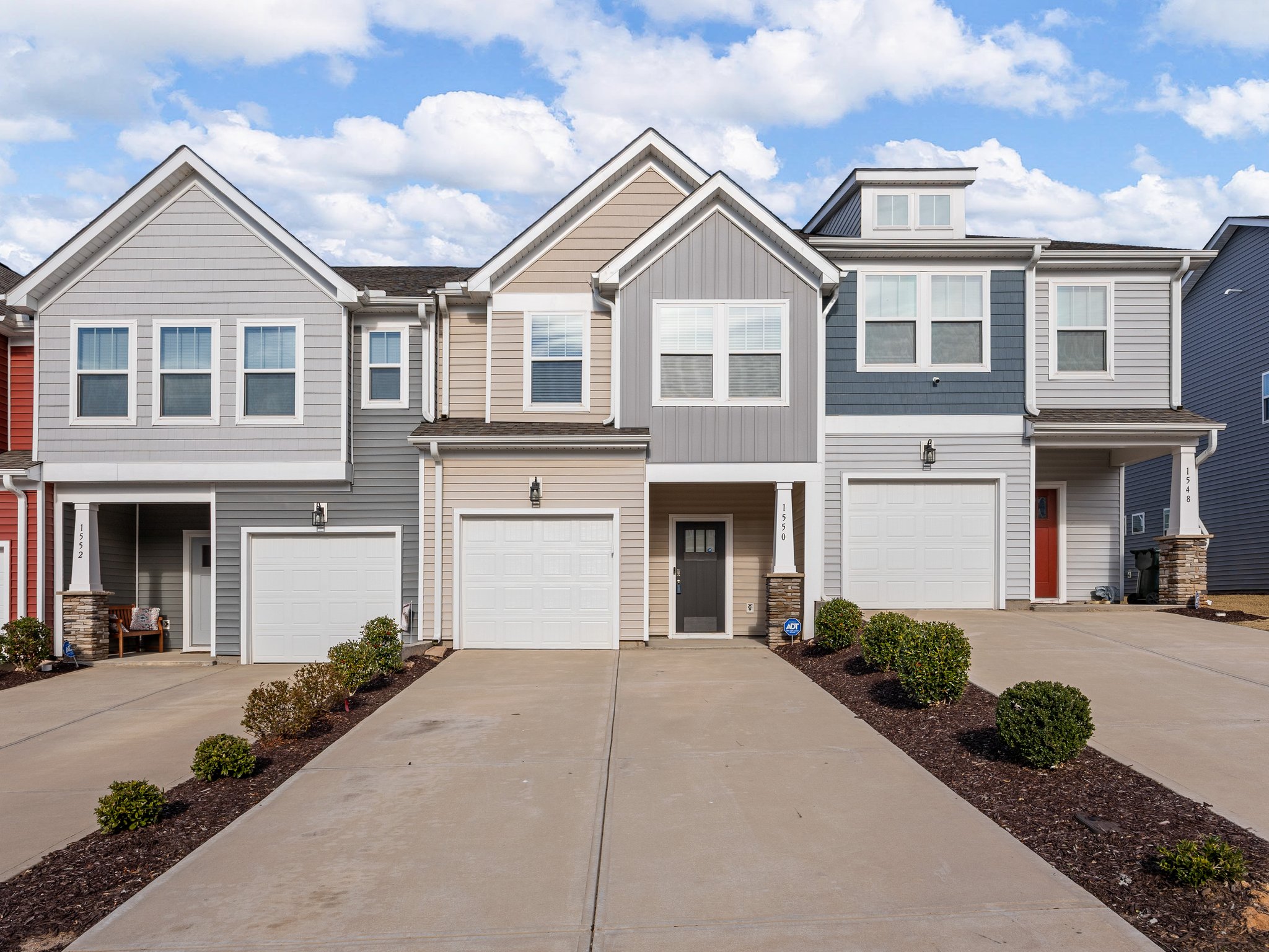 Moore House: 1550 Rivermeade Dr