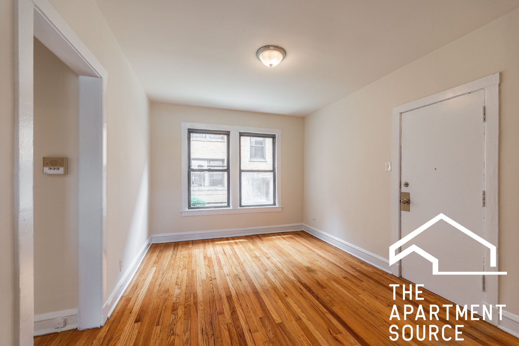 Chicago Apartment: 2651 North Spaulding Ave