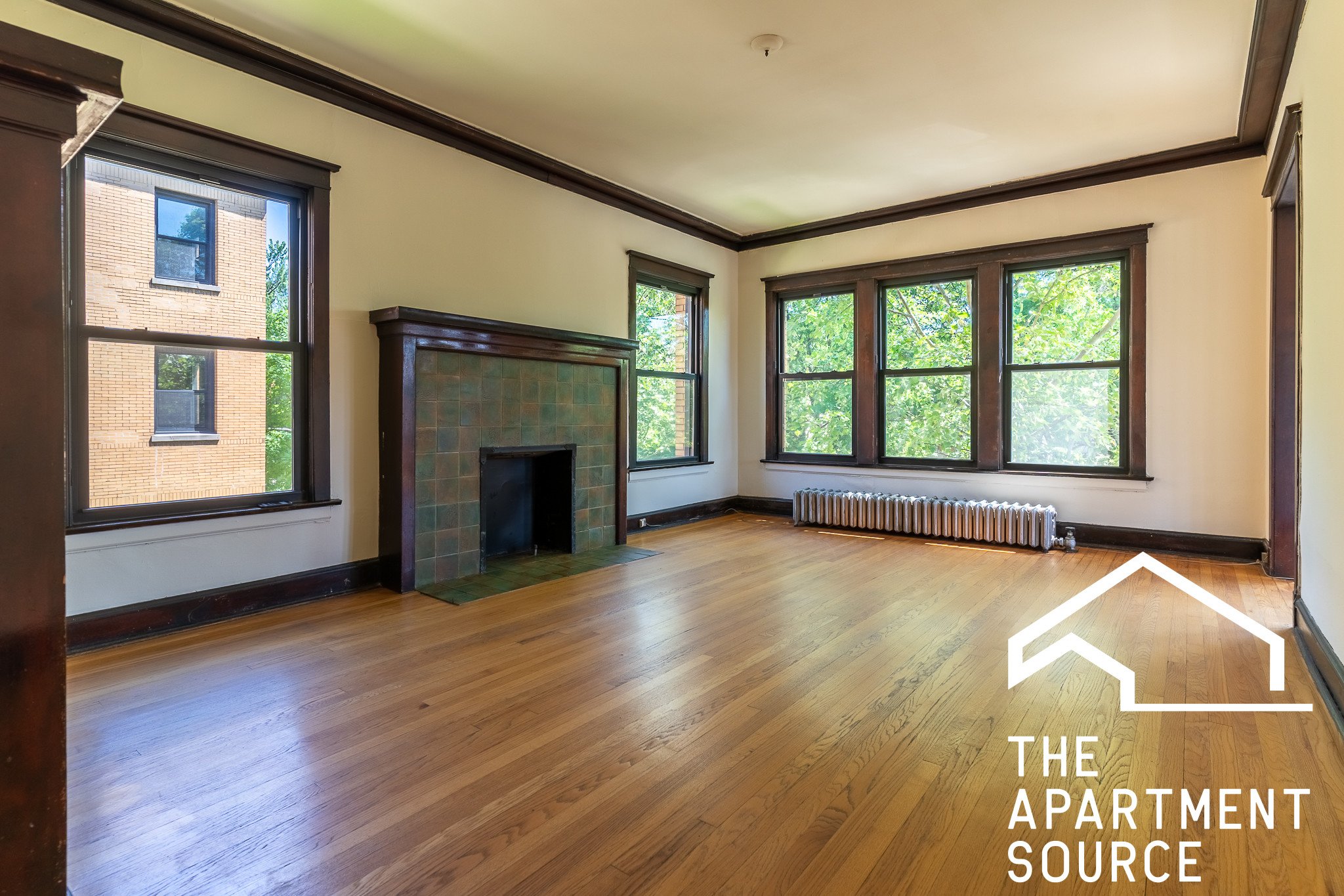 Chicago Apartment: 2418 North Sawyer
