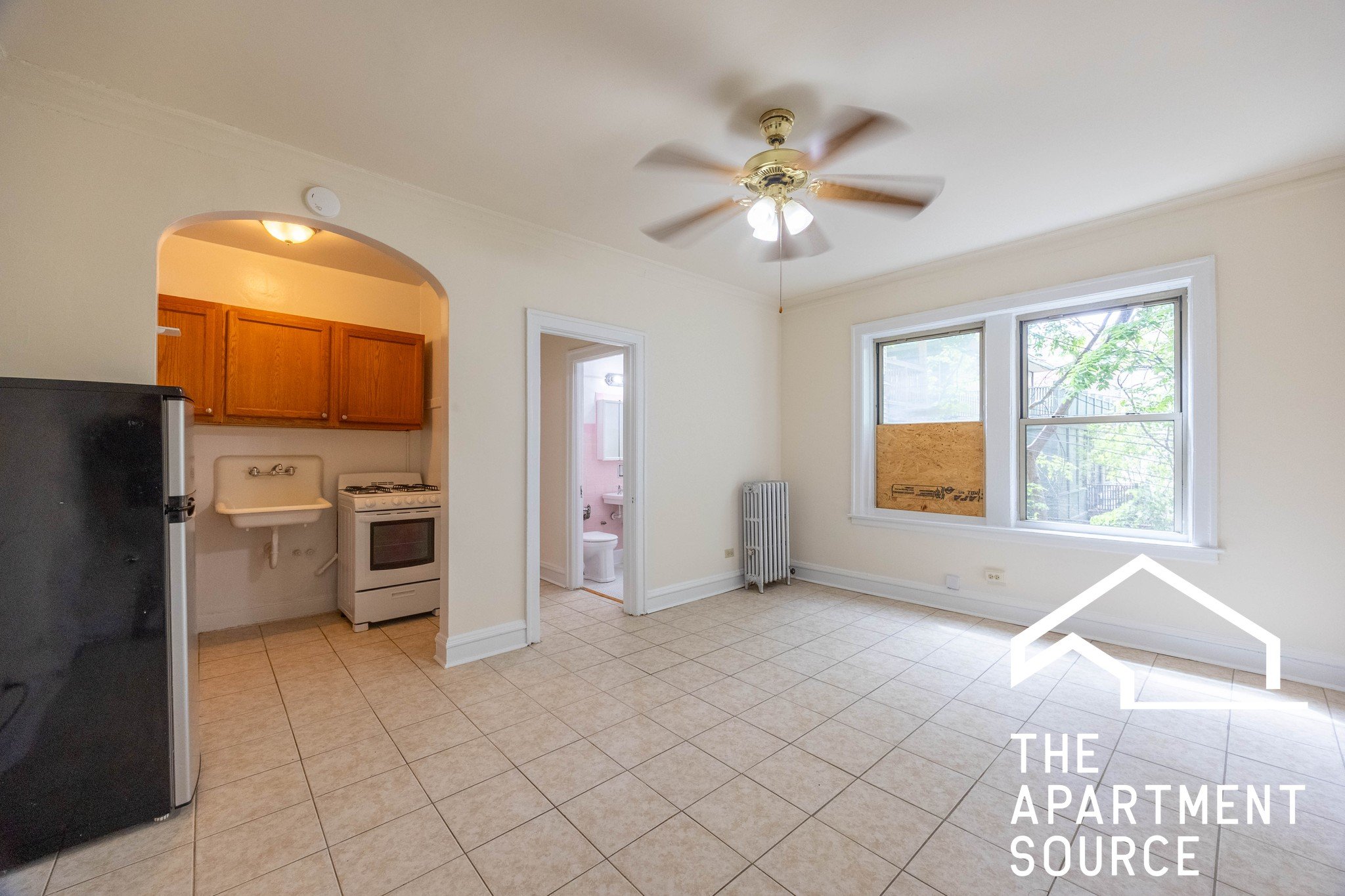 Chicago Apartment: 2536 N Sawyer Ave